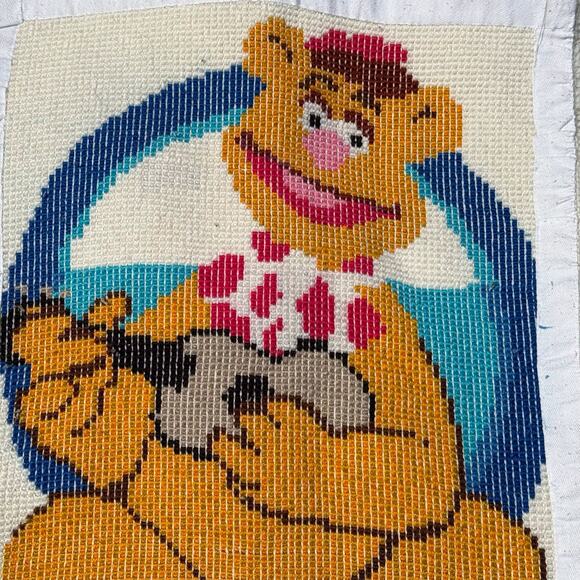 Fozzie Bear from The Muppets latch hook rug completed - Picture 2 of 4